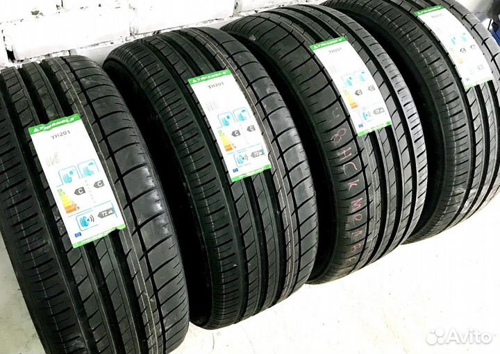 Triangle Sports TH201 255/55 R20 110Y