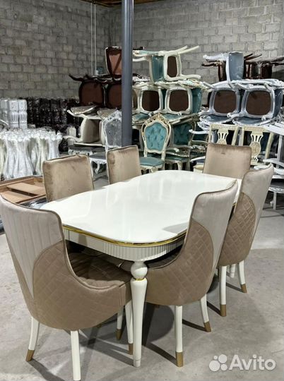 Кухонный стол. Доставка по всей России