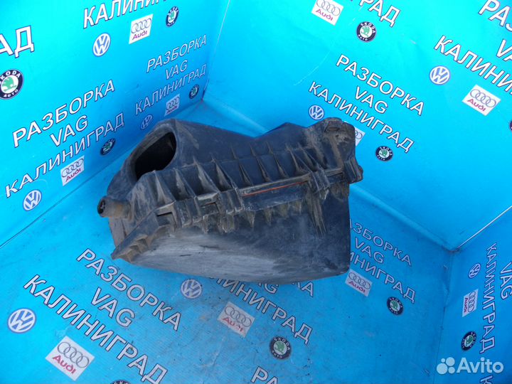 Корпус возд. фильтра Skoda Octavia 1.8T 2001