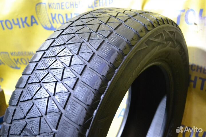 Bridgestone Blizzak DM-V2 235/65 R17