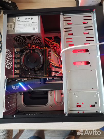 Игровой Xeon 8/16 ядер /32Гб / RX580