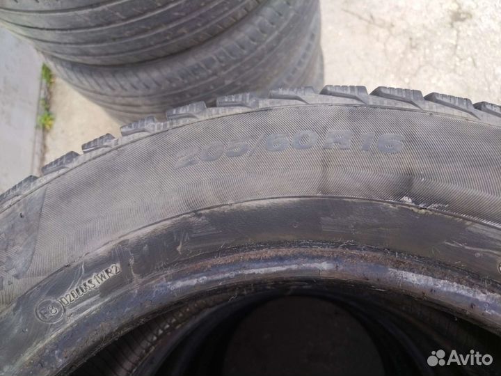 Viatti Brina Nordico V-522 205/60 R16 96V