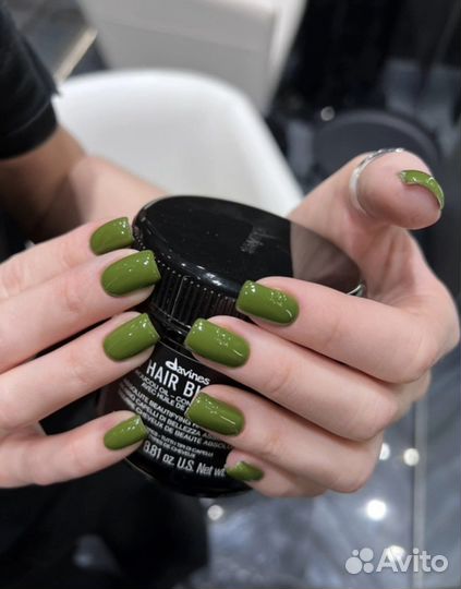 Маникюр с покрытием гель-лаком