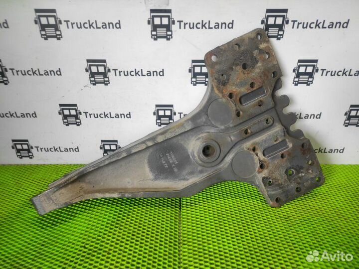 Кронштейн реактивной тяги задний правый Volvo Fh 4