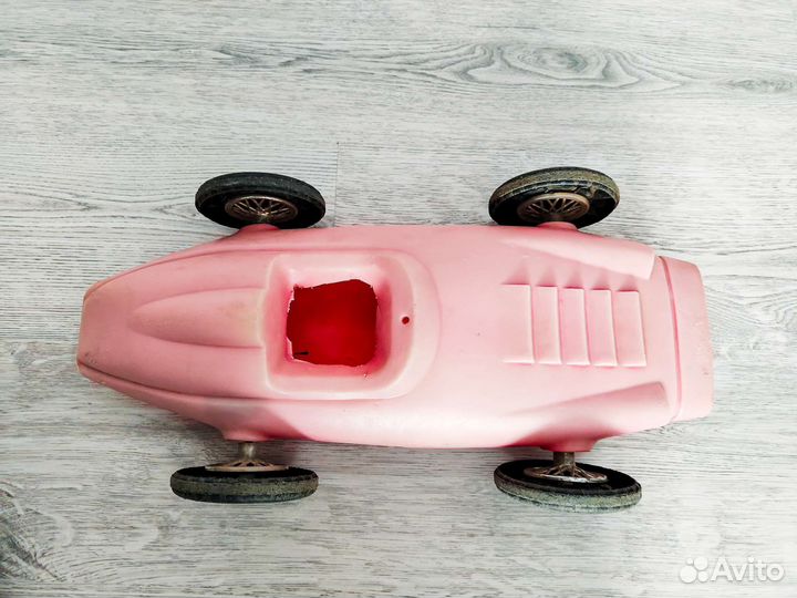 Игрушка гоночный болид СССР