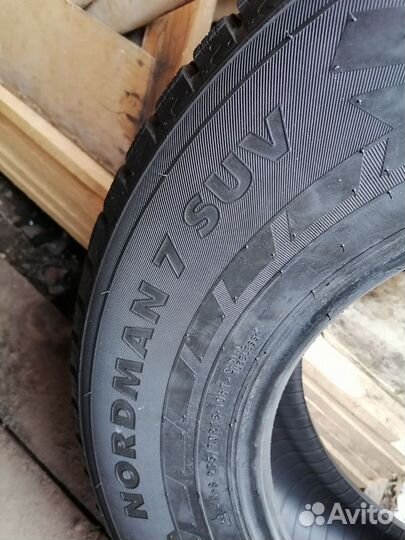 Nokian Tyres Hakkapeliitta 10p SUV 235/70 R16