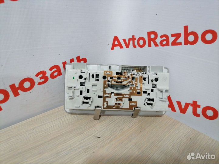 Плафон салонный Chevrolet Cruze