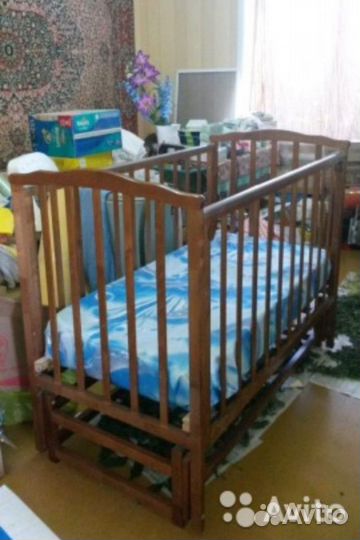 Продам детскую кроватку