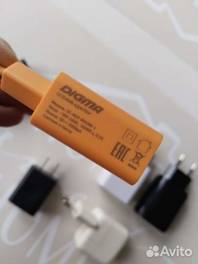 Зарядное устройство сетевой адаптер