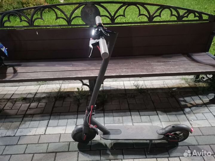 Электросамокат xiaomi m365 pro