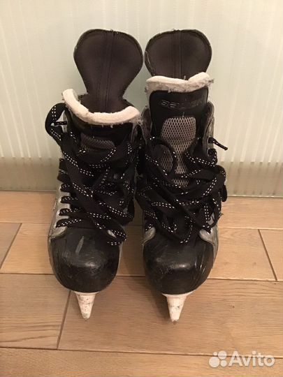 Хоккейные коньки Bauer