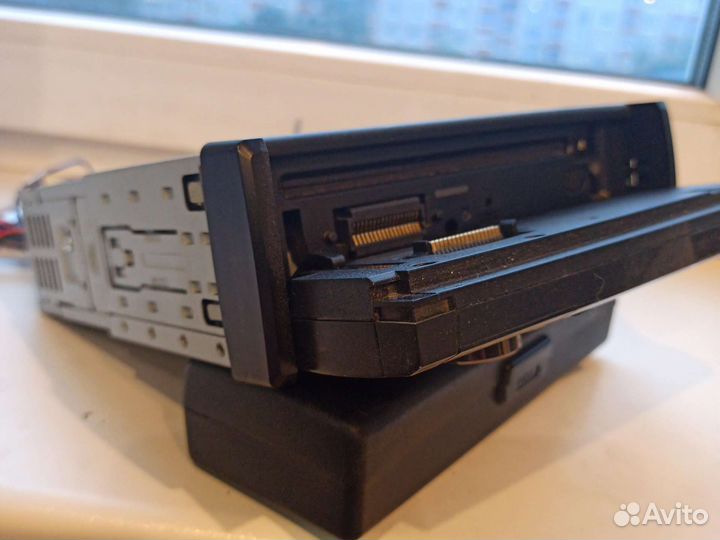 Автомобильный dvd плеер