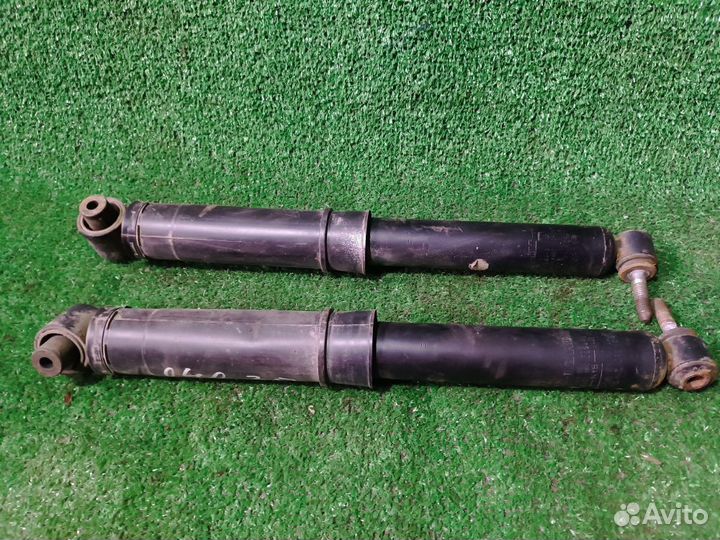 Амортизатор задний Renault Megane II (2002—2006)