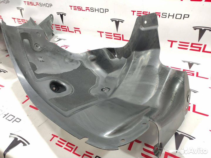 Подкрылок передний правый Tesla Model 3 2019