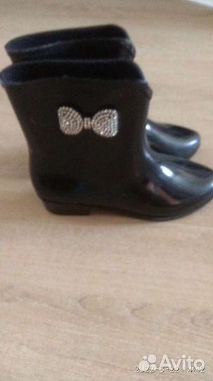 Резиновые сапоги