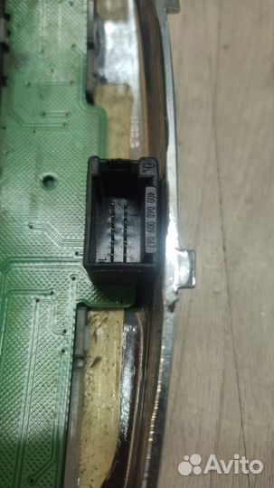 Б/У Накладка кулисы кпп VW Passat B5 1997–2#001