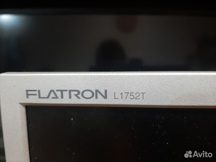 Монитор LG 17