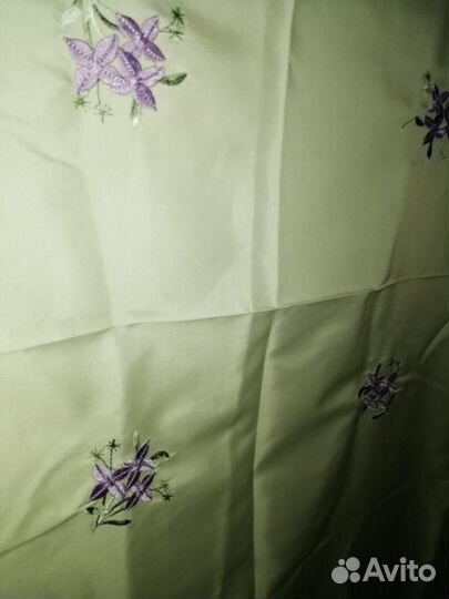 Скатерть шелковая