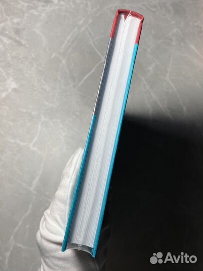 Новая книга (в пленке)