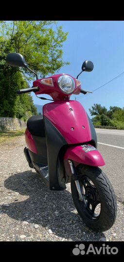 Suzuki lets 6 2019 года