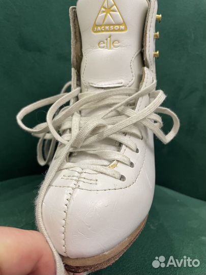Фигурные коньки jackson elle