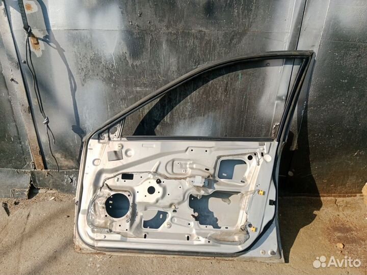 Дверь передняя правая Volvo S40 I (1995—1999) 1, I, V40