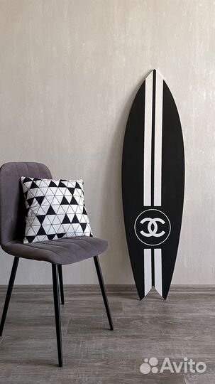 Доска для сёрфинга Chanel design