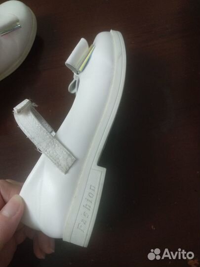 Продаются туфли для девочки