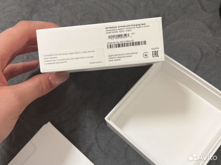 Коробка от airpods 2