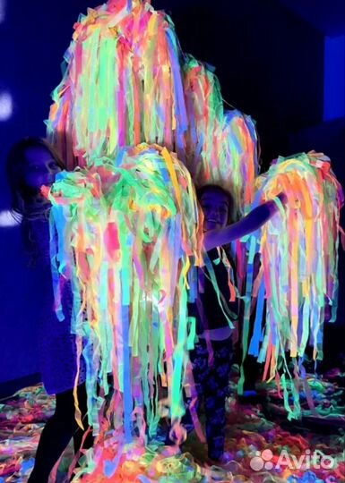 Бумажная дискотека неоновая бумажное шоу