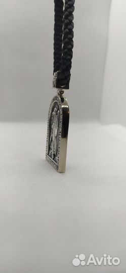 Нательная иконка