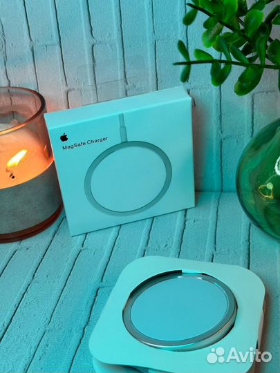 Беспроводная зарядка MagSafe Charger