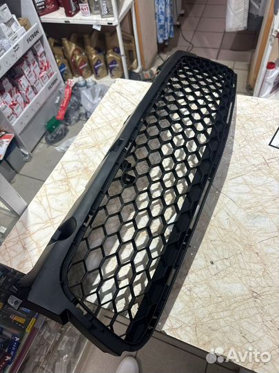 Нижняя решетка бампера mazda3 bk