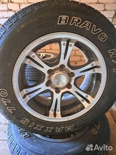 Maxxis Bravo HT-770 235/65 R17