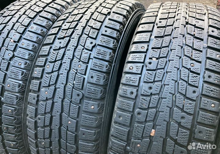 Dunlop SP Winter Ice 01 205/60 R16