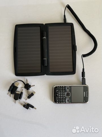 Зарядное устройство на солнечной батарее