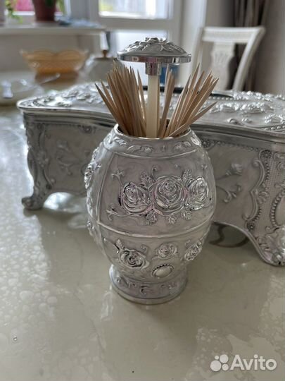 Коробка для салфеток и зубачситок