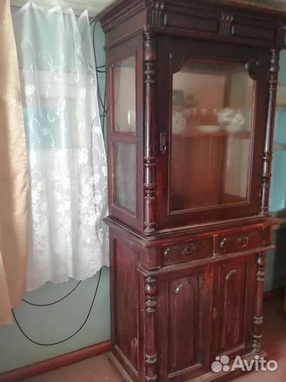 Сервант старинный антиквариат