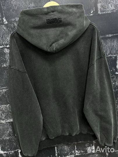 Мужское худи vetements