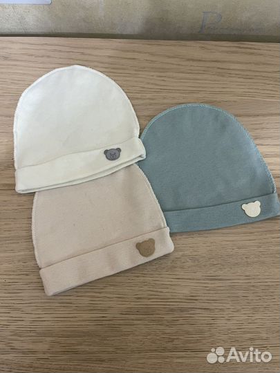 Комплект шапочек для новорожденного