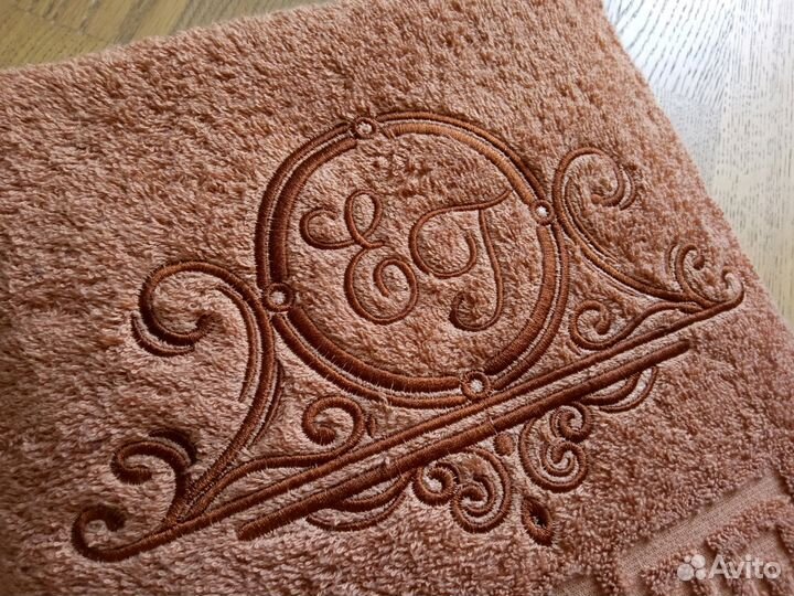 Полотенце махровое, простынь махровая