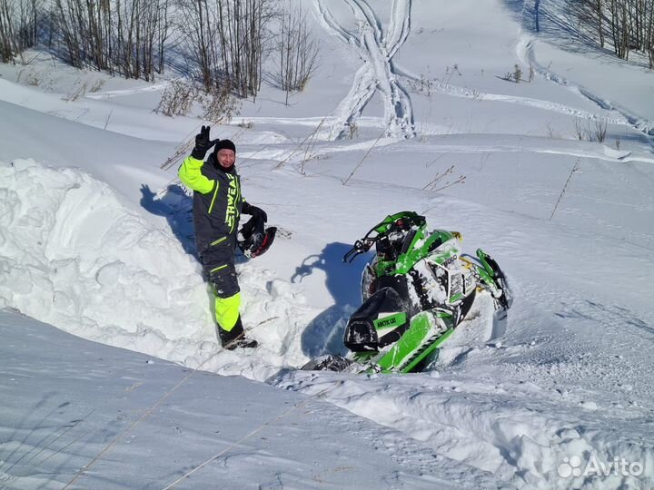 Arctic cat m8000