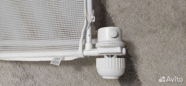 Защитный барьер для кровати