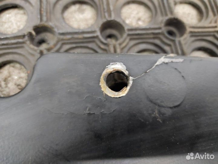 504029033 Накладка кабины правая Iveco Stralis