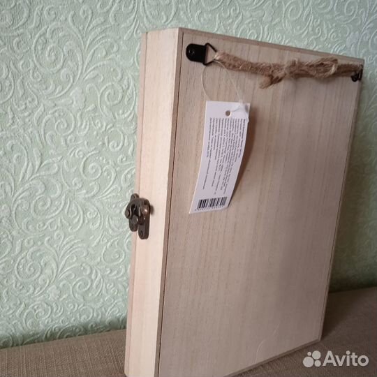 Ключница настенная