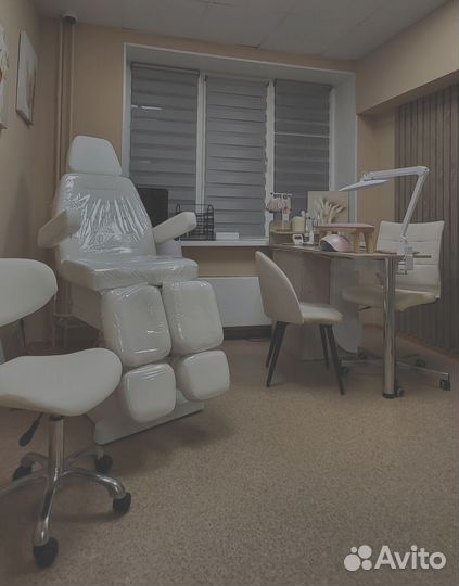 Смарт педикюр, маникюр