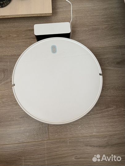 Робот пылесос Mi Robot Vacuum-Mop Essential