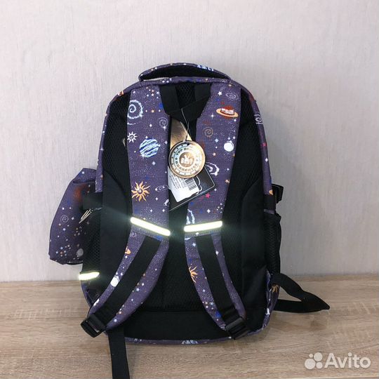 Новый рюкзак школьный с космонавтом для девочки