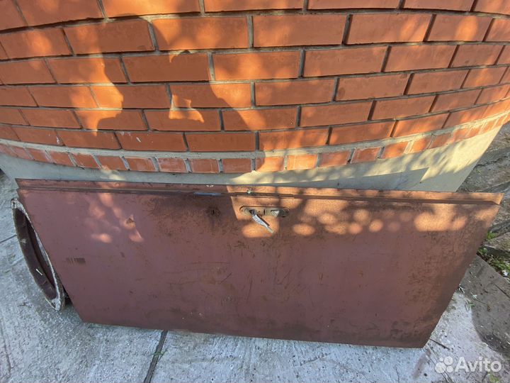 Дверь металическая с коробкой