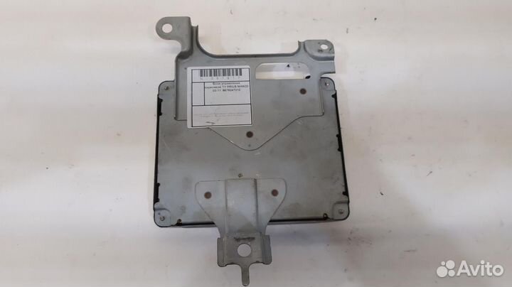 Блок управления toyota prius NHW20 03-11 (86792470